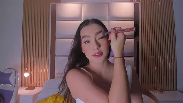 Snapshot of Megaan_Rousee chatting on 03-15-26, 11:38 Megaan Rousee online show from 03-15-26, 11:38