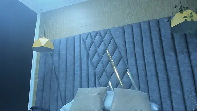 AbbyLoius online show from 03-25-26, 07:42