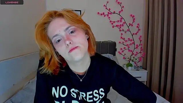 DellaRows online show from 04-09-26, 06:19