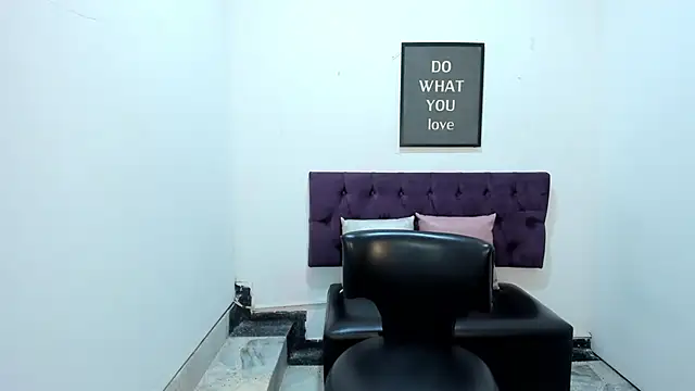 TomBoy Natali online show from 03-27-26, 06:51