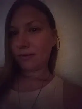 August Shine online show from 05-20-26, 06:14