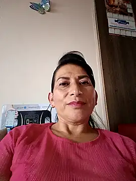 Lucia Rios online show from 03-17-26, 10:57