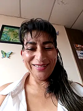Lucia Rios online show from 05-11-26, 09:23