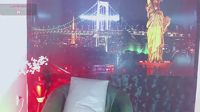 Snapshot of Tait_ chatting on 06-21-26, 11:13 Tait online show from 06-21-26, 11:13