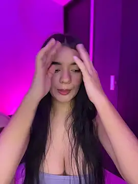 Sophia Wy online show from 04-05-26, 11:51