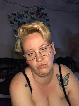 SofiaAmour online show from 04-15-26, 08:09