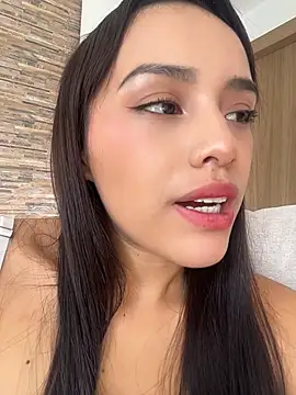 Mia-villalobos online show from 05-23-26, 01:48
