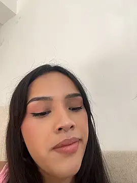 Mia-villalobos online show from 06-30-26, 01:45