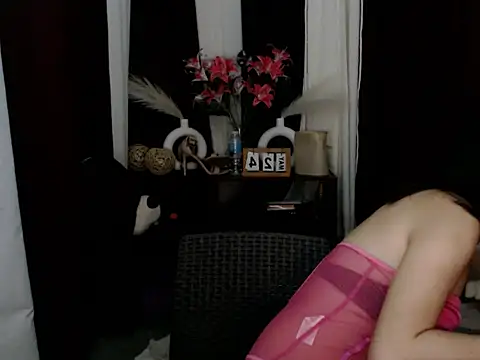 AnaxandraVenomLips online show from 05-25-26, 08:26