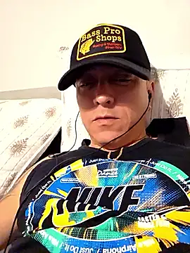 Snapshot of DoggiiDick chatting on 03-04-26, 02:17 DoggiiDick online show from 03-04-26, 02:17