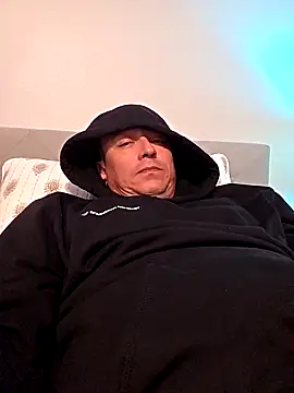 Snapshot of DoggiiDick chatting on 03-11-26, 05:19 DoggiiDick online show from 03-11-26, 05:19