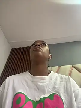 Emi rousse online show from 03-03-26, 12:11