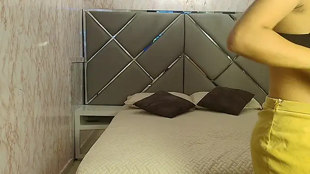 Dolly boobsy online show from 05-15-26, 01:29