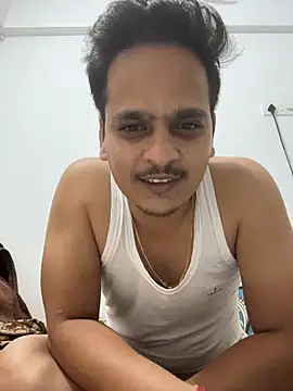 Snapshot of the_guy_u_desire chatting on 03-16-26, 10:41 the guy u desire online show from 03-16-26, 10:41