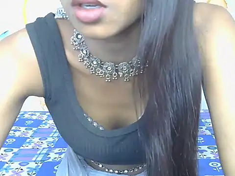 Snapshot of yours-isha chatting on 06-18-26, 04:57 yours-isha online show from 06-18-26, 04:57