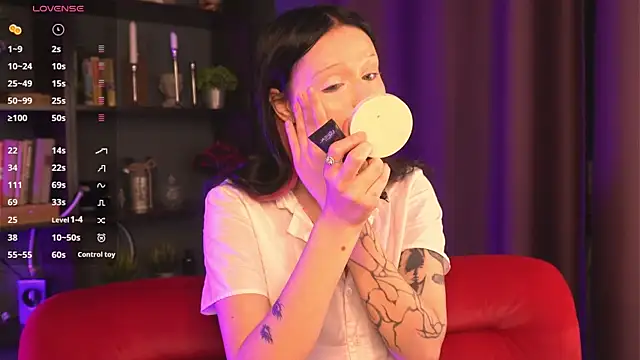 kittenlolla online show from 04-14-26, 07:14