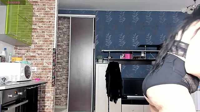 Lucky Milf online show from 05-28-26, 11:18