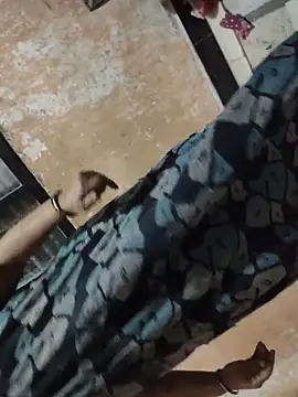 Snapshot of Tamillaxmi12 chatting on 03-09-26, 02:21 Tamillaxmi12 online show from 03-09-26, 02:21