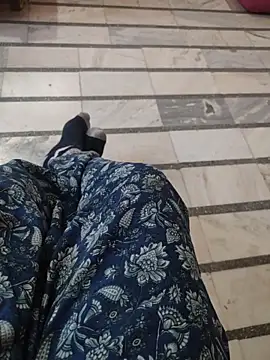 Snapshot of Tamillaxmi12 chatting on 04-05-26, 01:14 Tamillaxmi12 online show from 04-05-26, 01:14