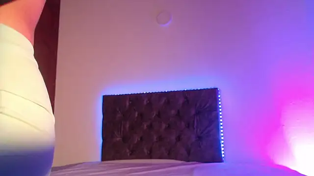 sweetsea  online show from 04-17-26, 11:30