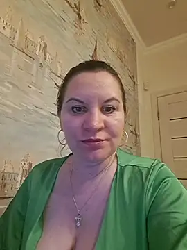 LaraHarper online show from 04-13-26, 09:09