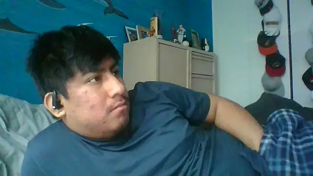 Snapshot of aloking2004 chatting on 03-15-26, 10:49 aloking2004 online show from 03-15-26, 10:49