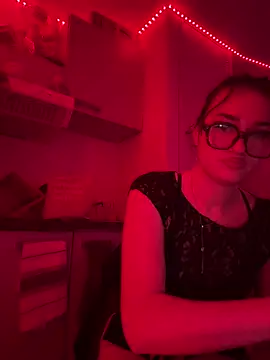 Claraaaaa06 online show from 04-07-26, 07:14