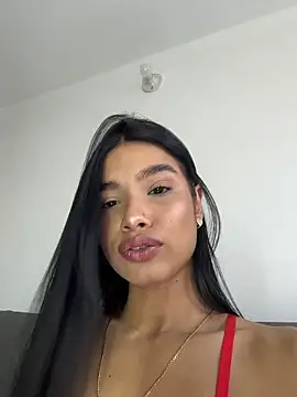 Snapshot of Bella_Smithe chatting on 05-12-26, 02:36 Bella Smithe online show from 05-12-26, 02:36