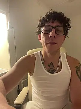 Snapshot of TitanNoir chatting on 03-04-26, 08:59 TitanNoir online show from 03-04-26, 08:59