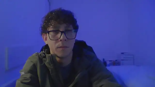 Snapshot of TitanNoir chatting on 03-17-26, 09:23 TitanNoir online show from 03-17-26, 09:23