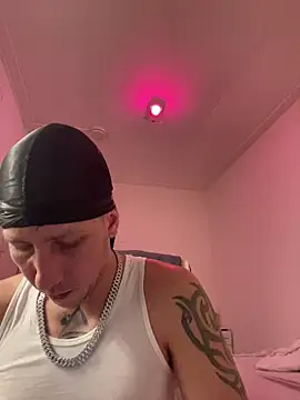 Snapshot of TitanNoir chatting on 03-30-26, 07:48 TitanNoir online show from 03-30-26, 07:48