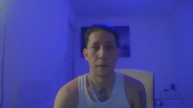 Snapshot of TitanNoir chatting on 04-09-26, 07:52 TitanNoir online show from 04-09-26, 07:52