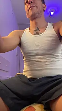 Snapshot of TitanNoir chatting on 04-11-26, 07:45 TitanNoir online show from 04-11-26, 07:45