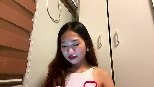 Snapshot of LakieshaZorrilla chatting on 03-04-26, 12:00 LakieshaZorrilla online show from 03-04-26, 12:00