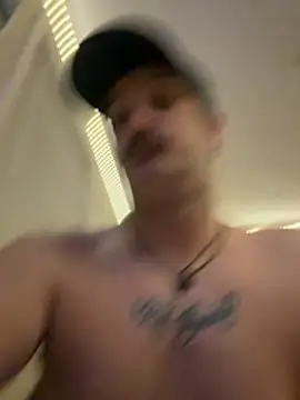 Snapshot of PoundedCajunGuy93 chatting on 05-13-26, 08:12 PoundedCajunGuy93 online show from 05-13-26, 08:12