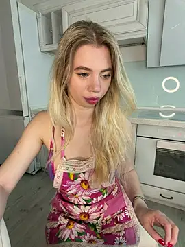 BellaSuns online show from 05-10-26, 11:21