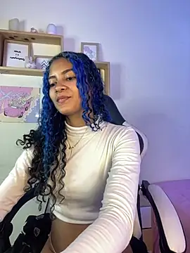 Franchezcaa  online show from 04-30-26, 05:52
