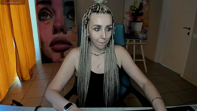 Snapshot of MonicaRiley chatting on 06-14-26, 11:34 MonicaRiley online show from 06-14-26, 11:34