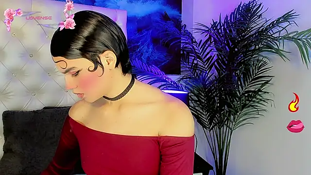 Snapshot of Valentiina_Foxx chatting on 07-17-26, 10:11 Valentiina Foxx online show from 07-17-26, 10:11