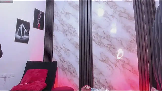 Nina vegas online show from 04-13-26, 02:00