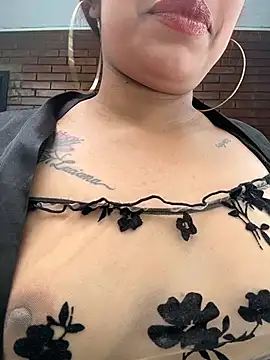 Cherry Charlottee online show from 04-08-26, 07:25