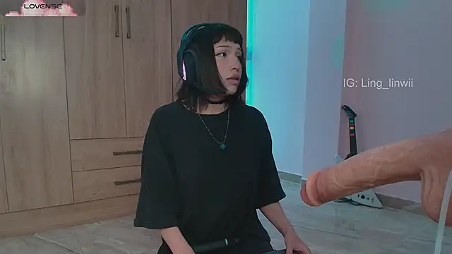 ling meow online show from 05-11-26, 02:45