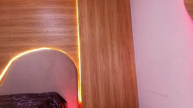 kiara lp online show from 04-11-26, 03:11