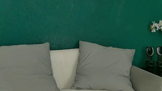 Snapshot of SkinnyNatty chatting on 07-03-26, 03:57 SkinnyNatty online show from 07-03-26, 03:57