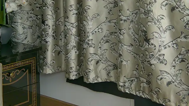 Snapshot of SkinnyNatty chatting on 07-16-26, 03:56 SkinnyNatty online show from 07-16-26, 03:56