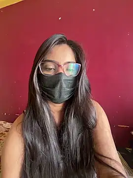 Snapshot of nikki_catz chatting on 04-27-26, 04:43 nikki catz online show from 04-27-26, 04:43