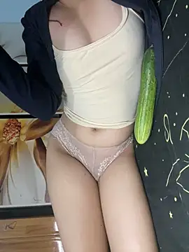 Shuzei online show from 04-21-26, 01:42