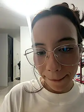 Nicole Cute04 online show from 07-04-26, 05:02