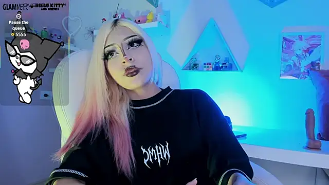 nemesis castel  online show from 04-12-26, 02:11