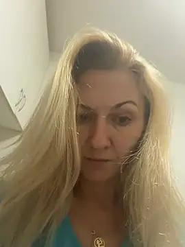 Secret Ladyx online show from 08-05-26, 03:42